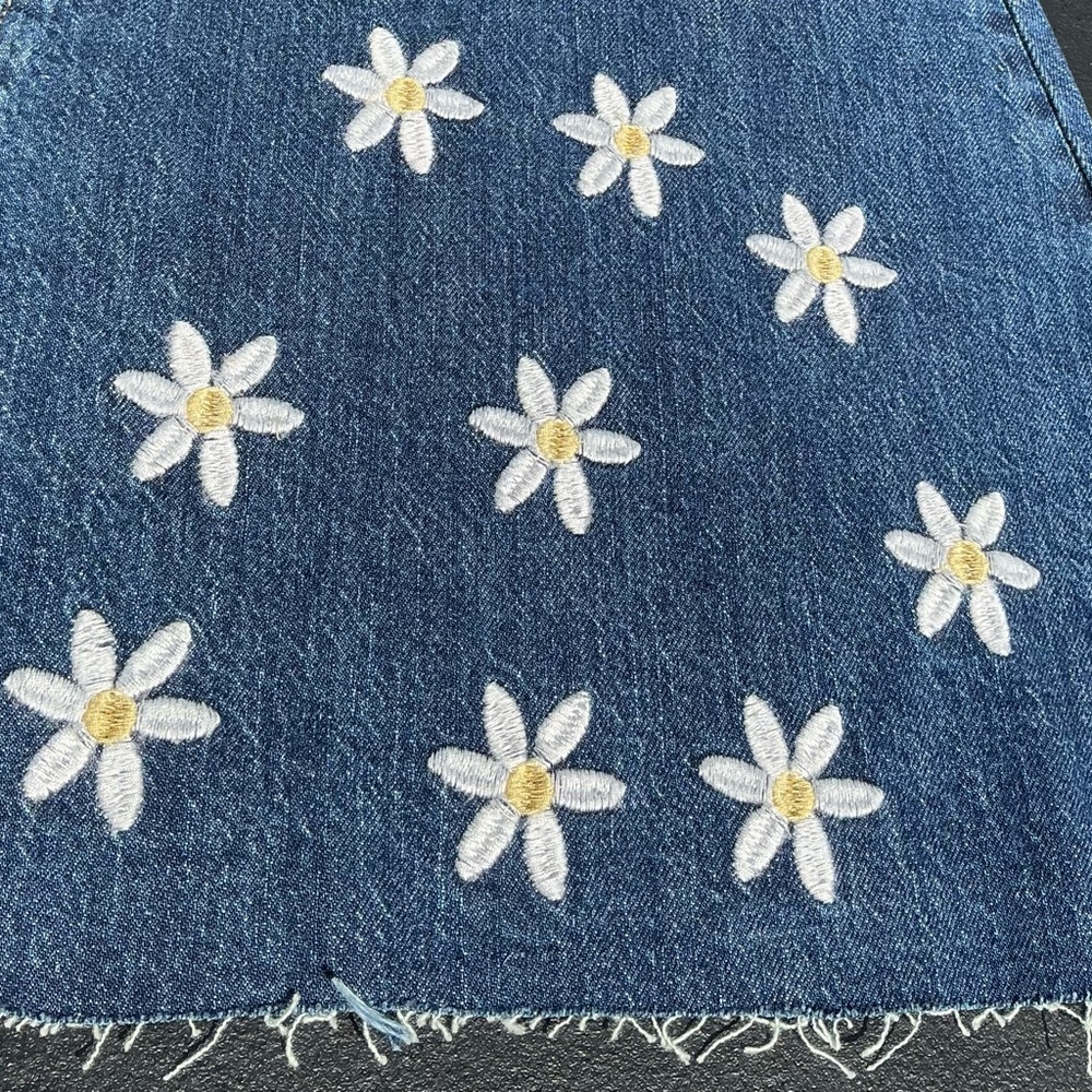 Forever 21 Flair Denim Jeans - Picture 5 of 6